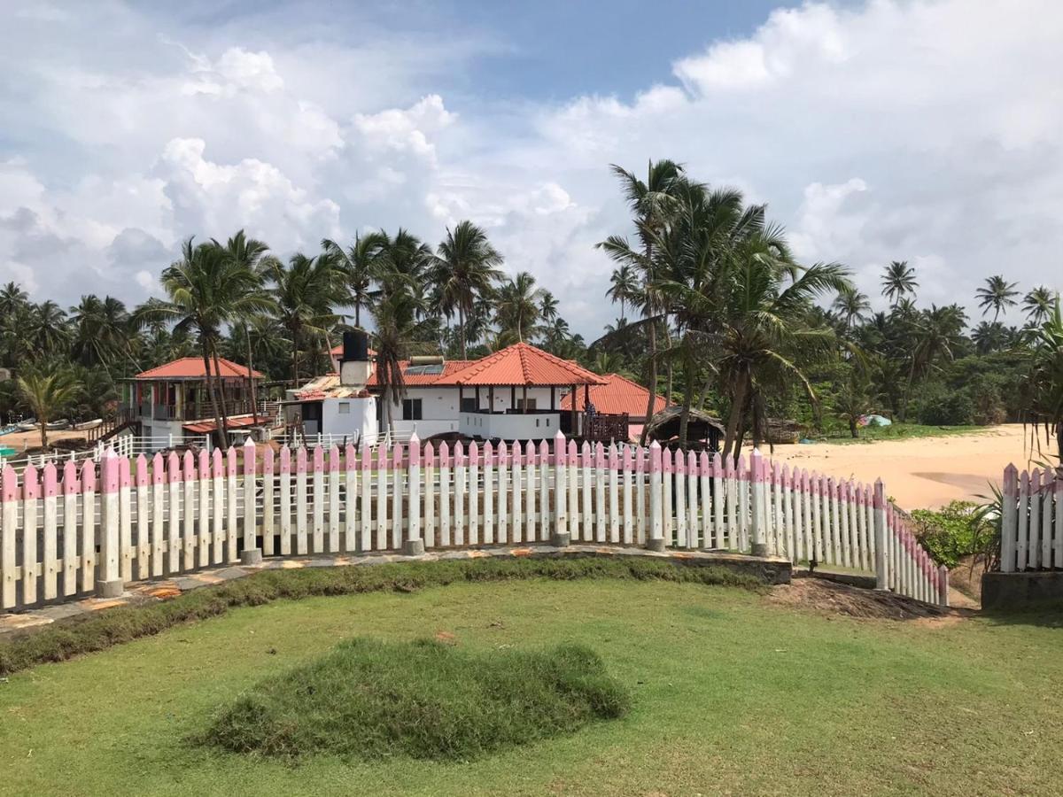 White Villa Resort อาฮังกัลลา ภายนอก รูปภาพ