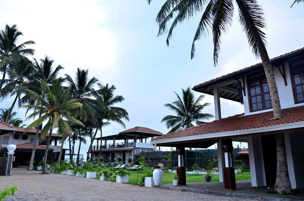 White Villa Resort อาฮังกัลลา ภายนอก รูปภาพ