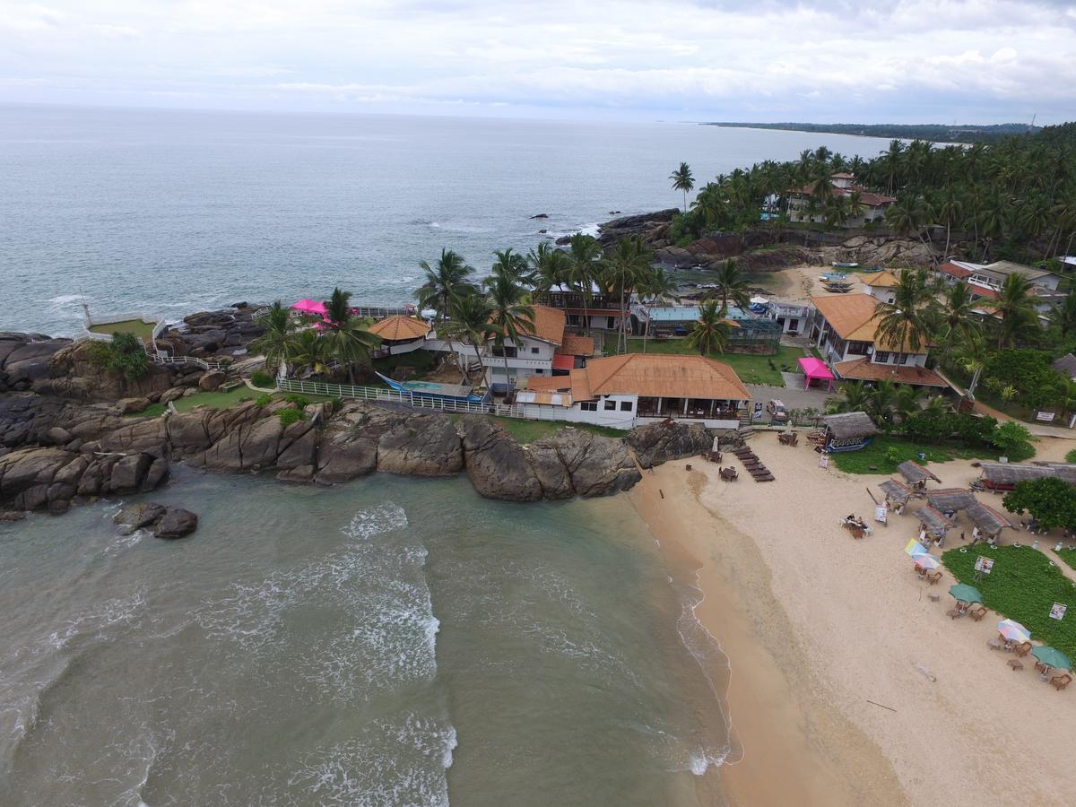 White Villa Resort อาฮังกัลลา ภายนอก รูปภาพ