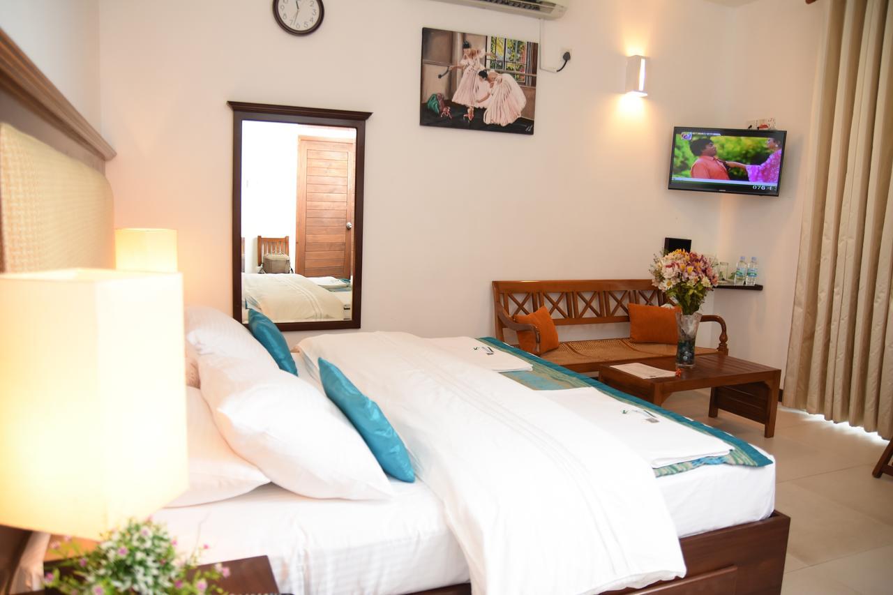 White Villa Resort อาฮังกัลลา ภายนอก รูปภาพ