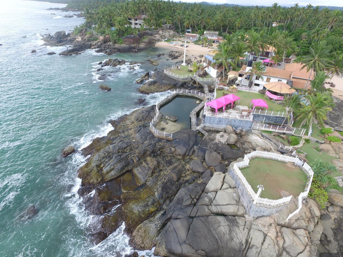 White Villa Resort อาฮังกัลลา ภายนอก รูปภาพ