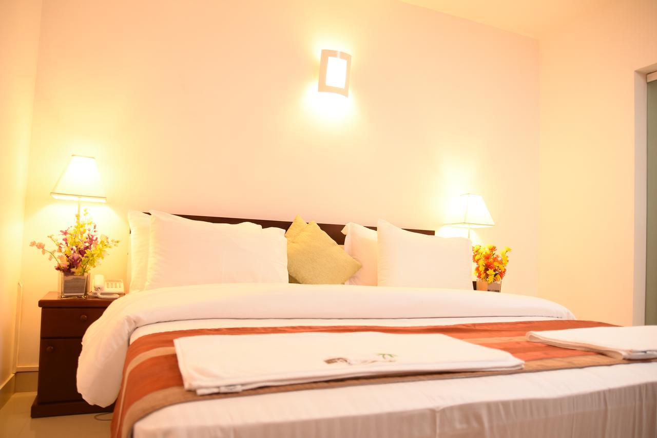 White Villa Resort อาฮังกัลลา ภายนอก รูปภาพ