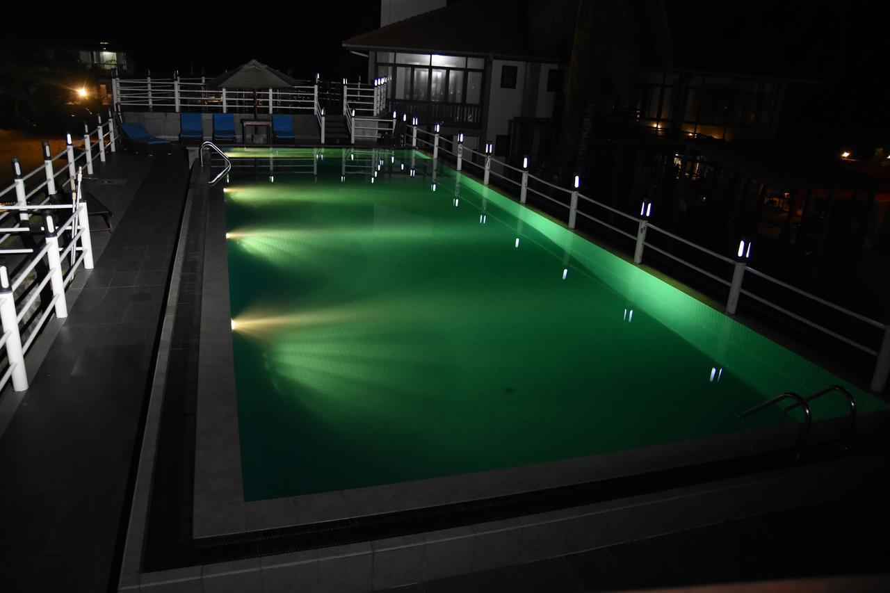 White Villa Resort อาฮังกัลลา ภายนอก รูปภาพ