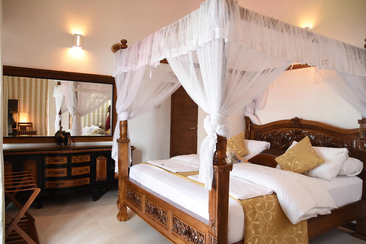 White Villa Resort อาฮังกัลลา ภายนอก รูปภาพ