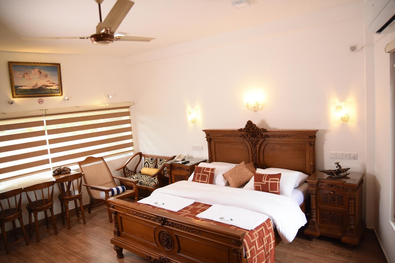 White Villa Resort อาฮังกัลลา ภายนอก รูปภาพ