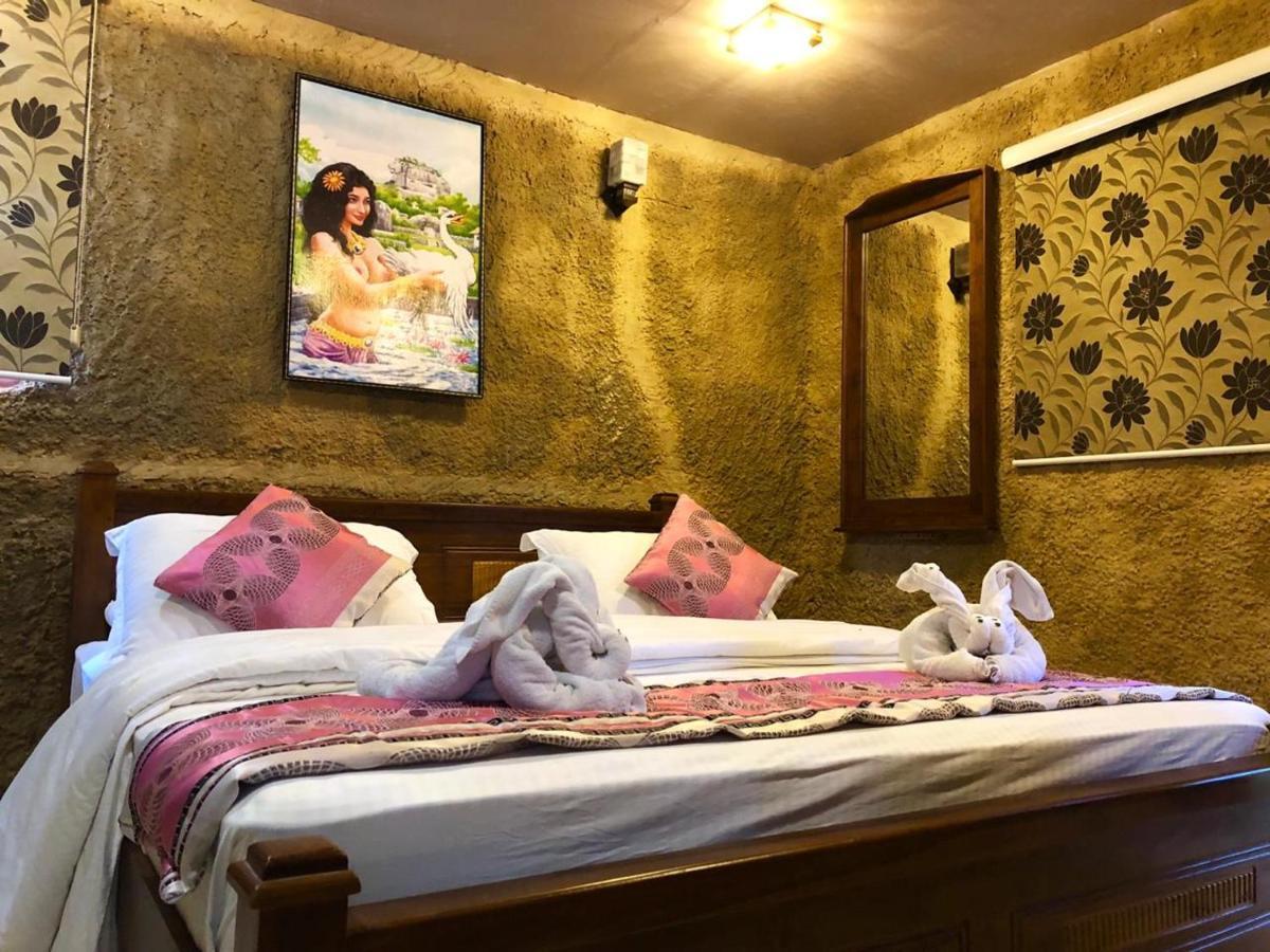 White Villa Resort อาฮังกัลลา ภายนอก รูปภาพ